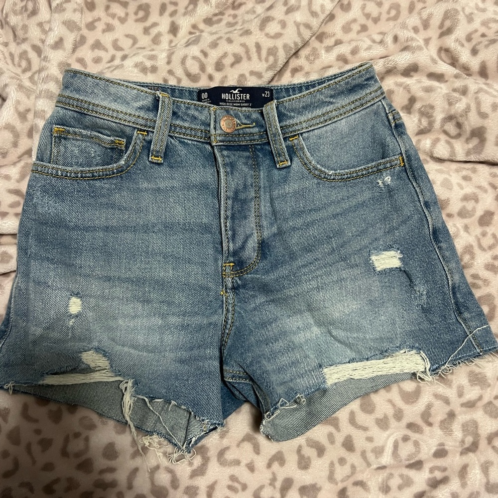 Hollister high rise mom jean shorts
